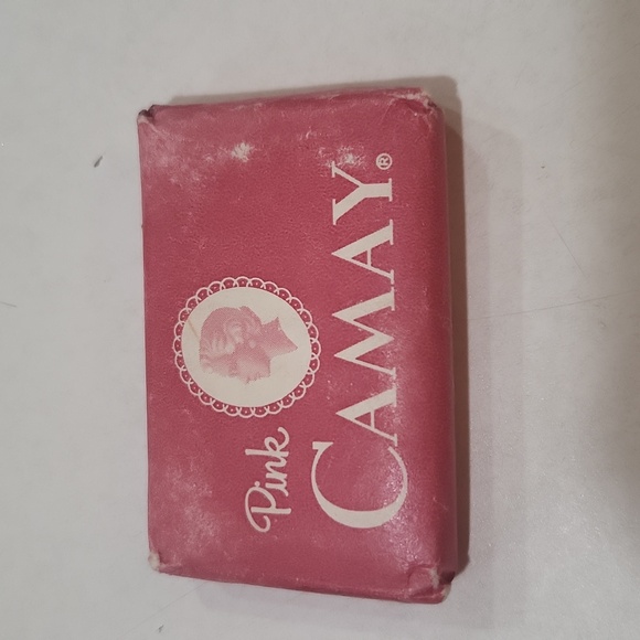 Lot of 3 vintage hotel soaps from 50s to 70s - Picture 2 of 8
